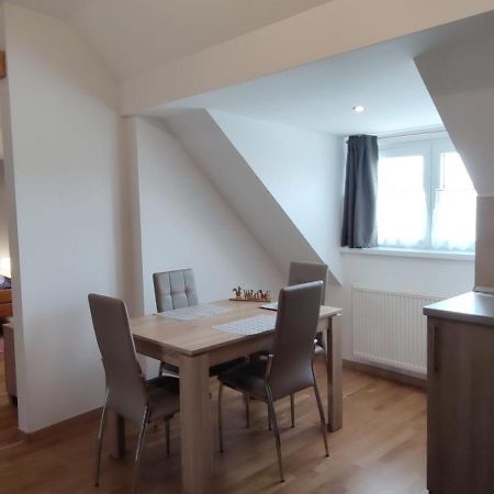 Fabi 2 Apartment Heviz Bagian luar foto
