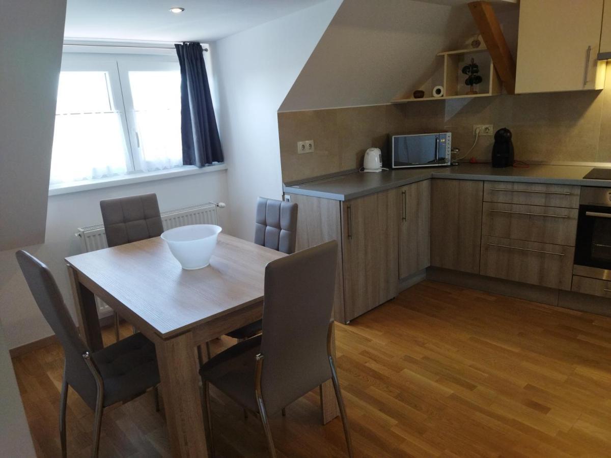 Fabi 2 Apartment Heviz Bagian luar foto