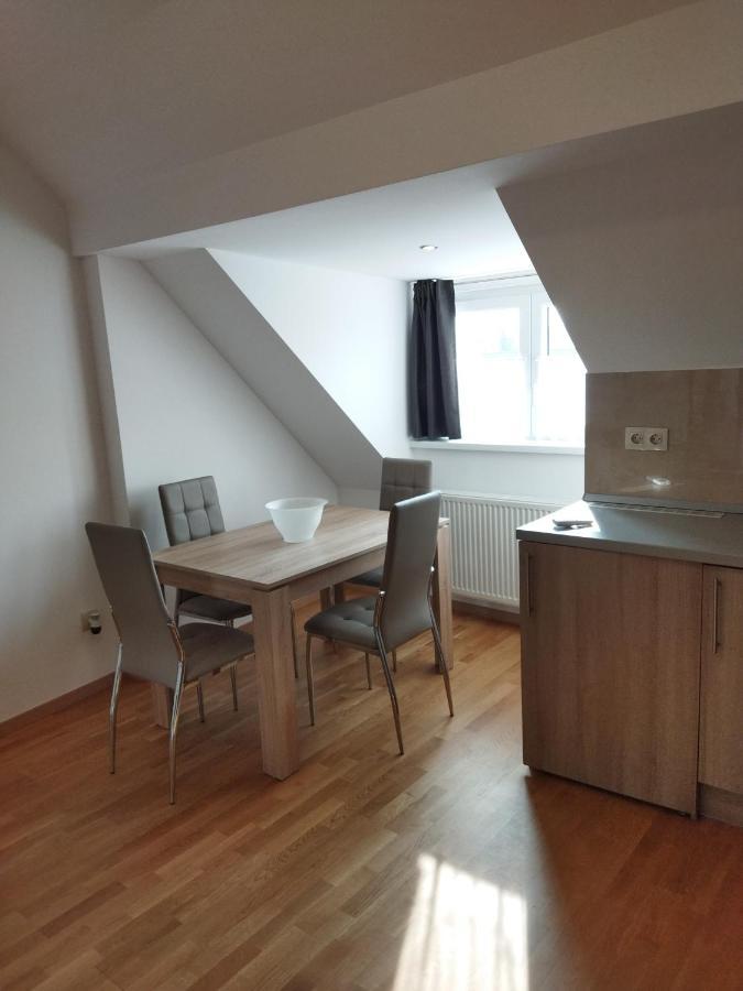 Fabi 2 Apartment Heviz Bagian luar foto