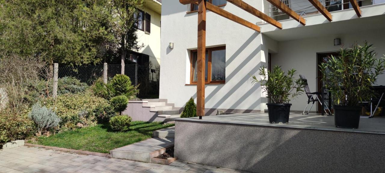 Fabi 2 Apartment Heviz Bagian luar foto