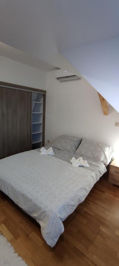 Fabi 2 Apartment Heviz Bagian luar foto